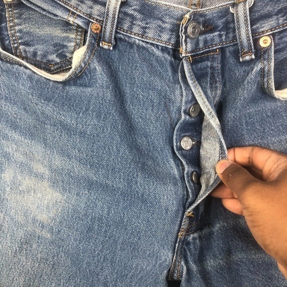 Levis 34 x 36 501 Original Button Fly Straight Classic Wash Denim 31x31 MEAS - Picture 4 of 13